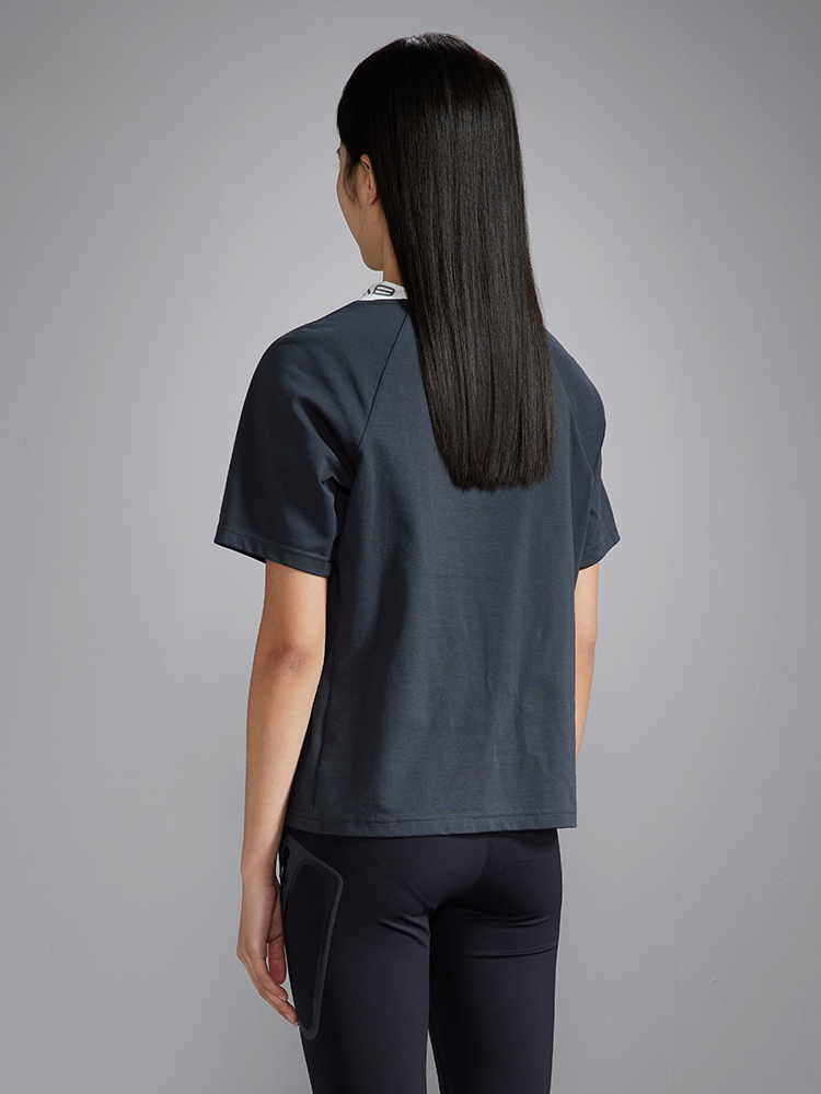 Urban Explorer Cotton-Feel Cropped T-Shirt Women