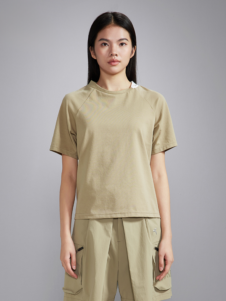 Urban Explorer Cotton-Feel Cropped T-Shirt Women